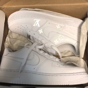 Customized Air Force 1’s